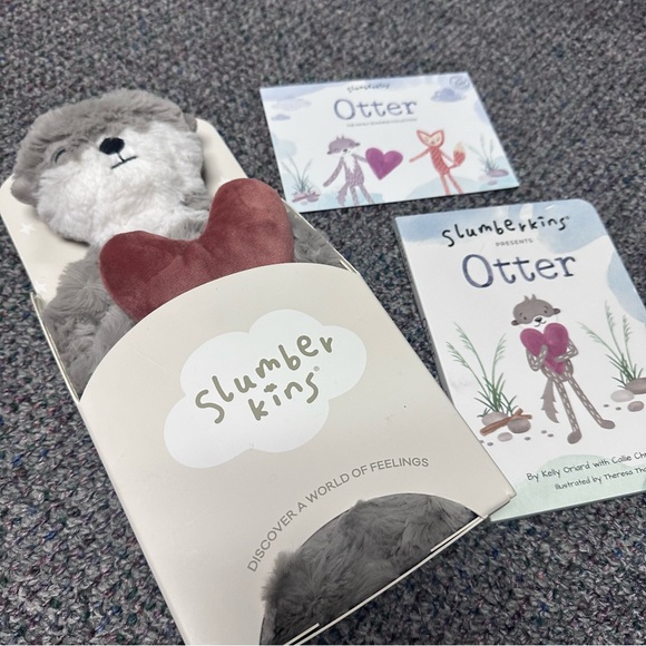 Slumberkins Otter Plush with Book - Picture 5 of 8